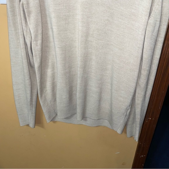 US. POLO Mens size medium dress shirt - Picture 3 of 4